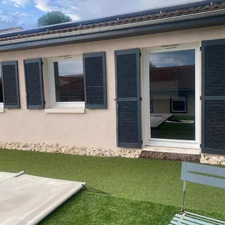 Holiday home La Galerie De Josette Veyre-Monton