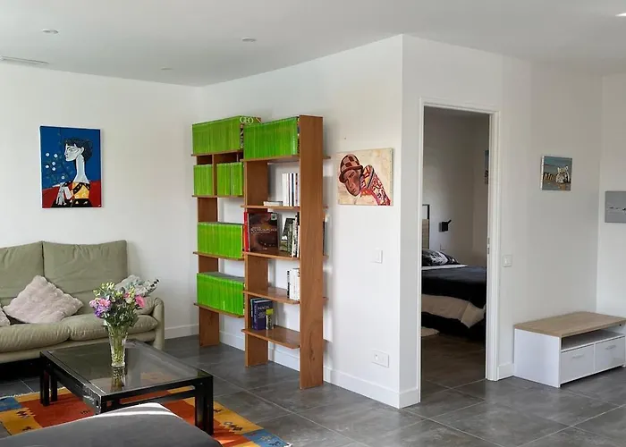 La Galerie De Josette Holiday home Veyre-Monton