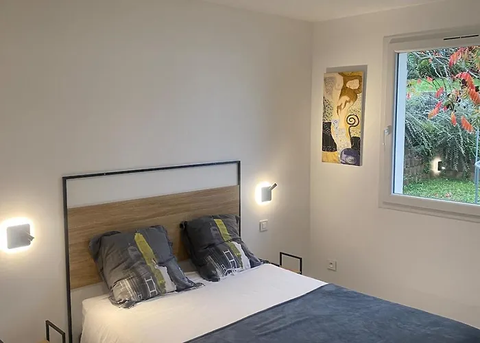 La Galerie De Josette Holiday home Veyre-Monton