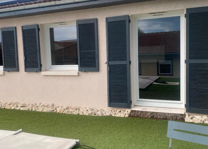 La Galerie De Josette Holiday home Veyre-Monton